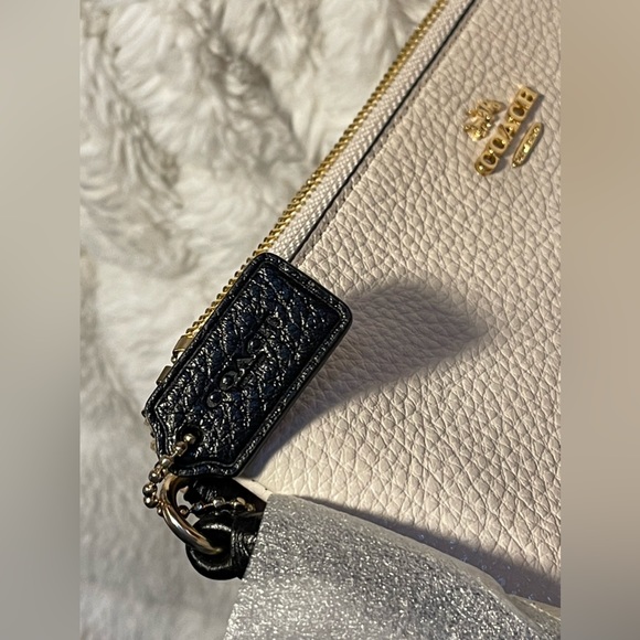 COACH Colorblock Pebbled Leather Double Zip Wristlet NEW!!! - Picture 11 of 13